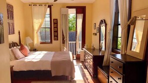 5 slaapkamers, een strijkplank/strijkijzer, wifi, beddengoed