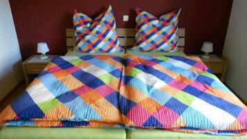 3 bedrooms, WiFi, bed sheets