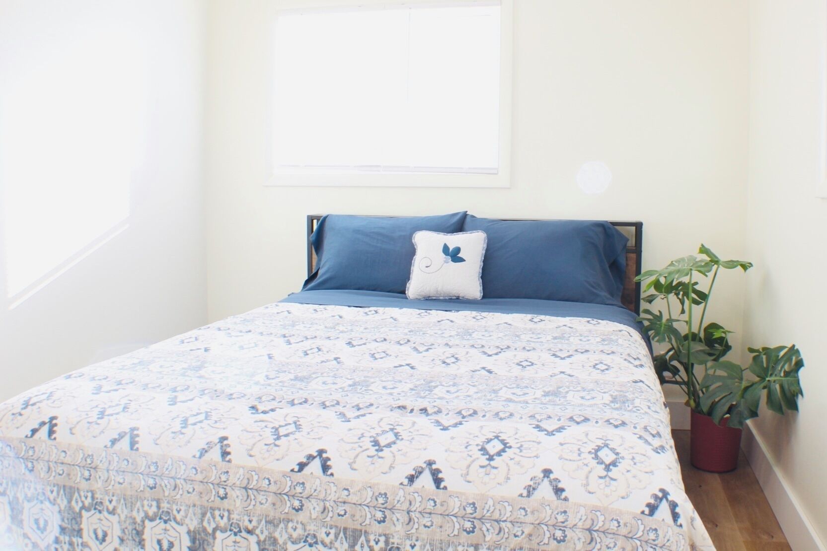 Fer et planche à repasser, Wi-Fi, draps fournis