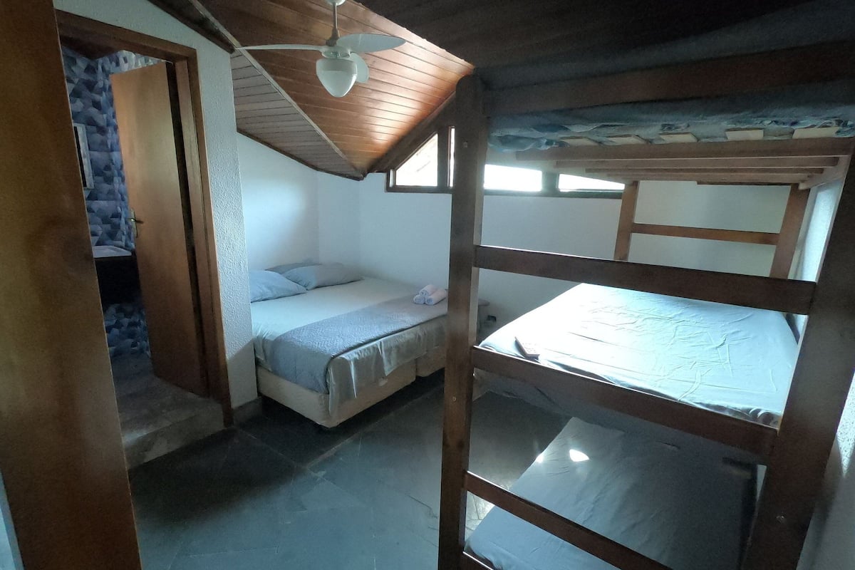 Shared Dormitory | Free WiFi