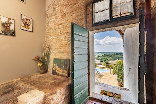 Charmant Morrona apartment with garden and private pool