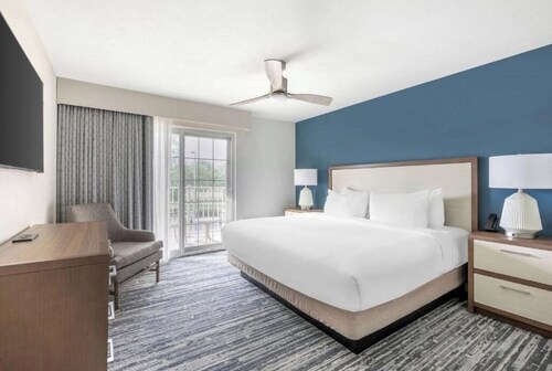 Varsity Club South Bend 1br