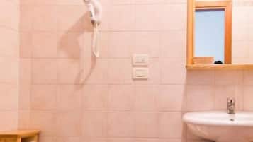 Double Room | Bathroom | Combined shower/tub, hair dryer, towels, soap