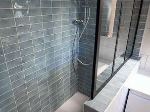 Dusche, Haartrockner