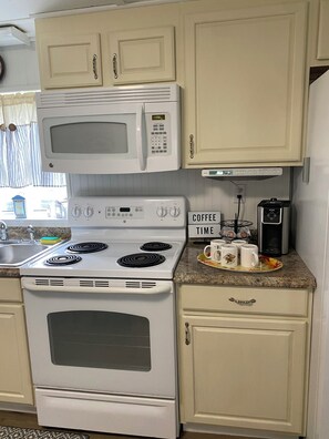 Mikrowelle, Ofen, Herdplatte