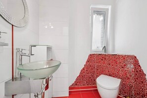 Shower, hair dryer, bidet, towels - Modern vacation home | near Düsseldorf | 160sqm (Neuss)