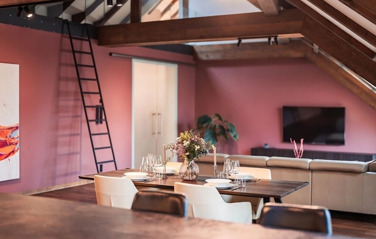 Executive Apartment | Dining