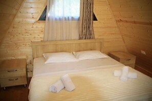 Iron/ironing board, WiFi, bed sheets - Charming cottage in beautiful Kobuleti perfect for a relaxing getaway (Kobuleti)