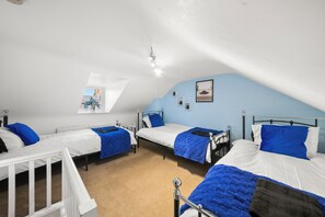 Comfort-Haus, Mehrere Betten, Haustiere gestattet | Verdunkelungsvorhänge, schallisolierte Zimmer, Bügeleisen/Bügelbrett
