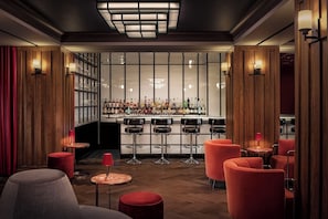 Bar (in der Unterkunft)