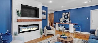 Stylist 2-bedroom Condo with FREE PARKING in vibrant Memphis
