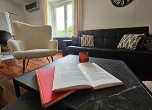 Apartament clàssic, pati, vistes al jardí | Sala d'estar