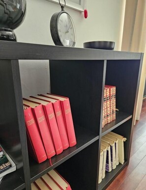 Klassiek appartement, terras, uitzicht op tuin | Interieur