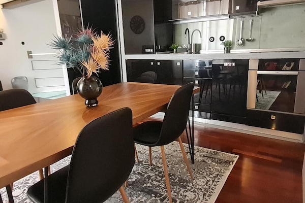 Classic Apartment, Patio, Garden View | Private kitchen | Electric kettle, toaster