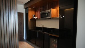 Luxury Suite, Balcony, City View | Private kitchen - Hotel Dublé (Navojoa)