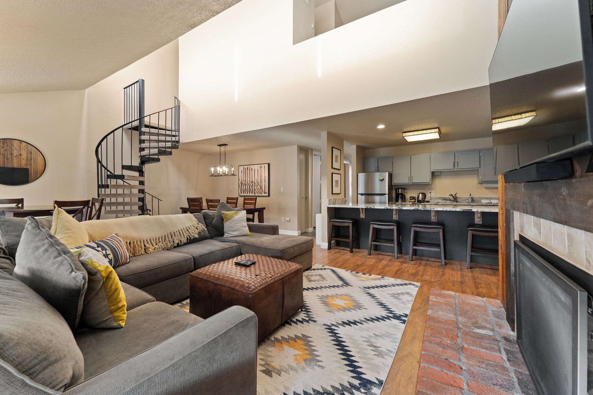 Condo (2 Bedrooms) | Exterior