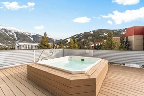 Kondominium (3 Bedrooms) | Eksterior