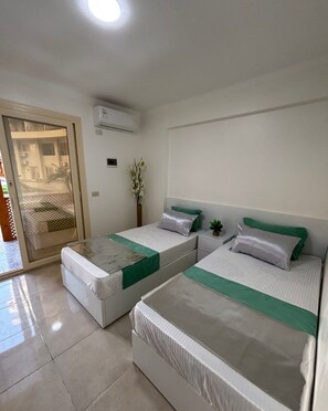 Iron/ironing board, bed sheets - Tiba Golden Resort Hurghada Private beach in 5 minutes  (Hurghada)