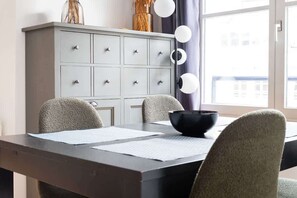 Dining - Appartment Old Town with parking and balcony (Lille)