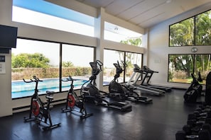 Fitness facility - Charming 2-bedroom apartment with AC in peaceful Río Oro (Río Oro)