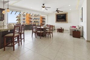 Books - Three Bedroom Ocean Front (Bajos de Chila)