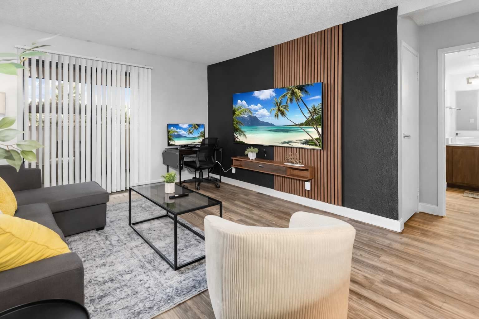 Télévision, espaces bureaux