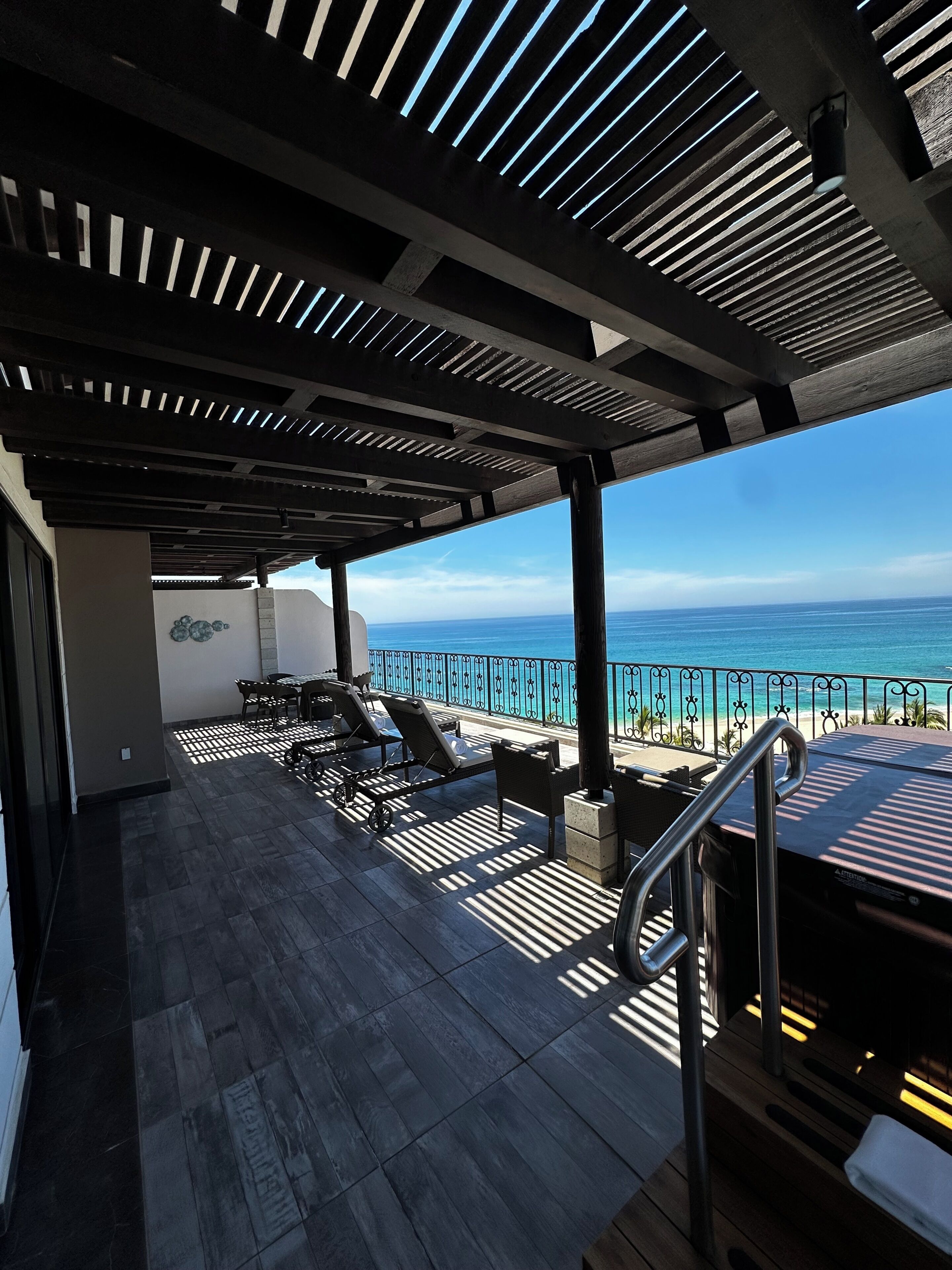 Suite, 2 Bedrooms, Ocean View | Property grounds