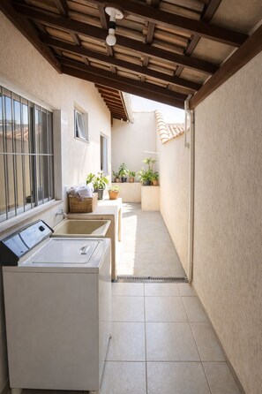 Terrace/patio - Chácara em Águas da Prata com Piscina Aquecida, Churrasqueira, Natureza, Quartos (Águas da Prata)