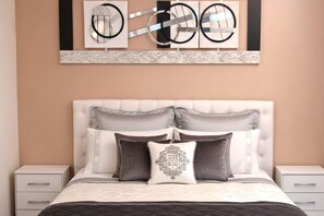 Room - Chácara em Águas da Prata com Piscina Aquecida, Churrasqueira, Natureza, Quartos (Águas da Prata)