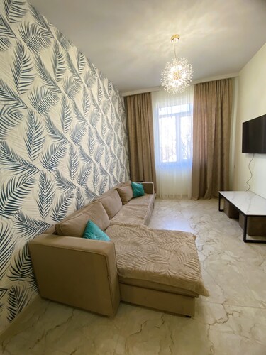 S-Van Cozy Home: Stylish 2-Bedroom Gem in Heart of Sevan