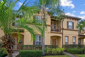 Exterior - Family 3BR/3BA Home in Regal Palms Resort (Davenport)