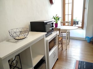 Interior - Charming 26m2 studio in the center, 50m from the thermal baths (Bagnères-de-Bigorre)