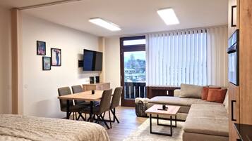 1 bedroom, in-room safe, iron/ironing board, travel crib