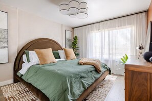 1 bedroom, iron/ironing board, WiFi, bed sheets - NEW! Stylish Scottsdale Loft Near Old Town (Scottsdale)