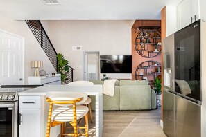 Interior - NEW! Stylish Scottsdale Loft Near Old Town (Scottsdale)