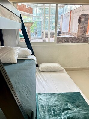 ห้องคอมฟอร์ทสำหรับสี่ท่าน | Wi-Fi ฟรี