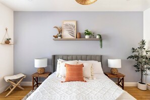 2 habitaciones, tabla de planchar con plancha, wifi y ropa de cama 