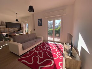 تلفزيون ذكي