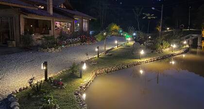 Chalet/Country House in the Serra SC area for friends and family, sleeps up to 15 people.