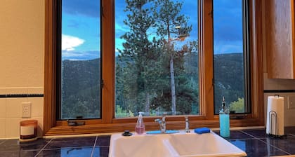 Rocky Ridge Retreat in Nederland