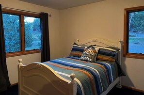 4 chambres, fer et planche à repasser, Wi-Fi, literie fournie