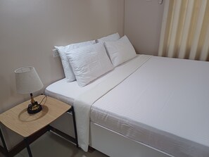 Silitysrauta/-lauta, internet, vuodevaatteet