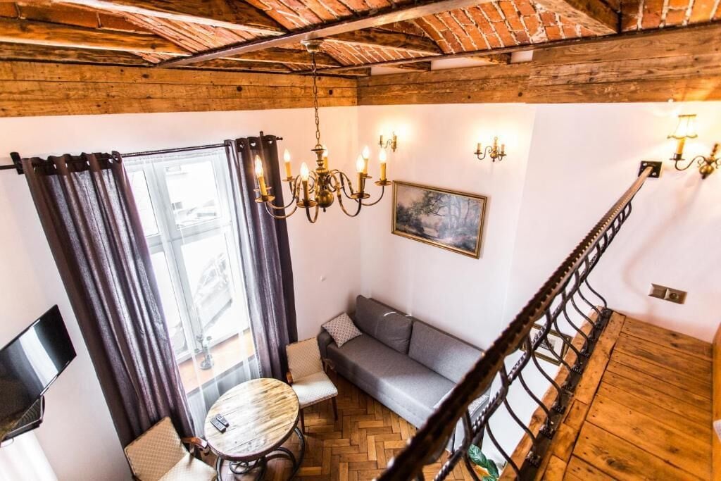 Apartment, Parkblick | Wohnbereich | Flachbildfernseher