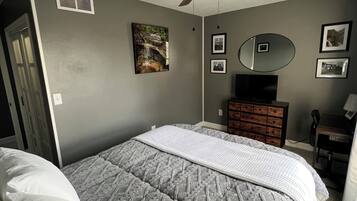 3 soverom, strykejern/-brett, wi-fi (inkludert) og sengetøy