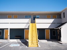 单人房, 1 张特大床, 无烟房 | 外观