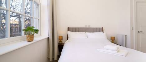 Silitysrauta/-lauta, internet, vuodevaatteet