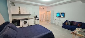 Internet - Cozy 1-bedroom studio in charming Constanța with AC (Constanța)