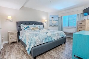 2 bedrooms, iron/ironing board, free WiFi, bed sheets - 2BR/2BA Myrtle Condo in Gated Kingston Plantation -Sleeps 6 -Pool & Balcony (Myrtle Beach)