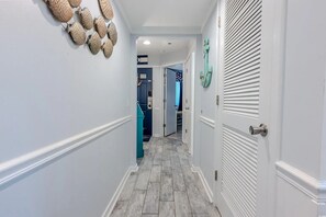 Interior - 2BR/2BA Myrtle Condo in Gated Kingston Plantation -Sleeps 6 -Pool & Balcony (Myrtle Beach)