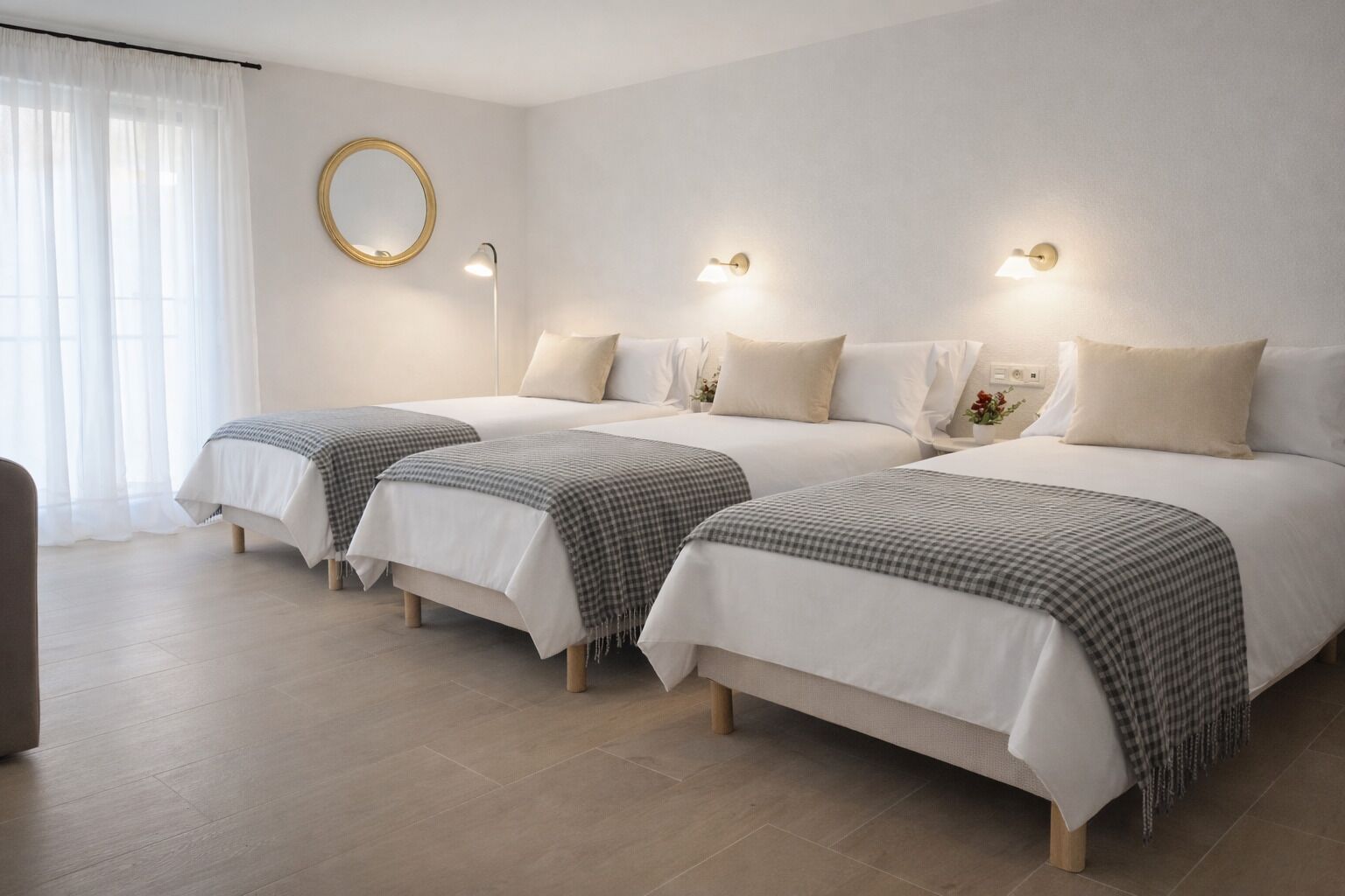 4 chambres, fer et planche à repasser, Wi-Fi gratuit, draps fournis